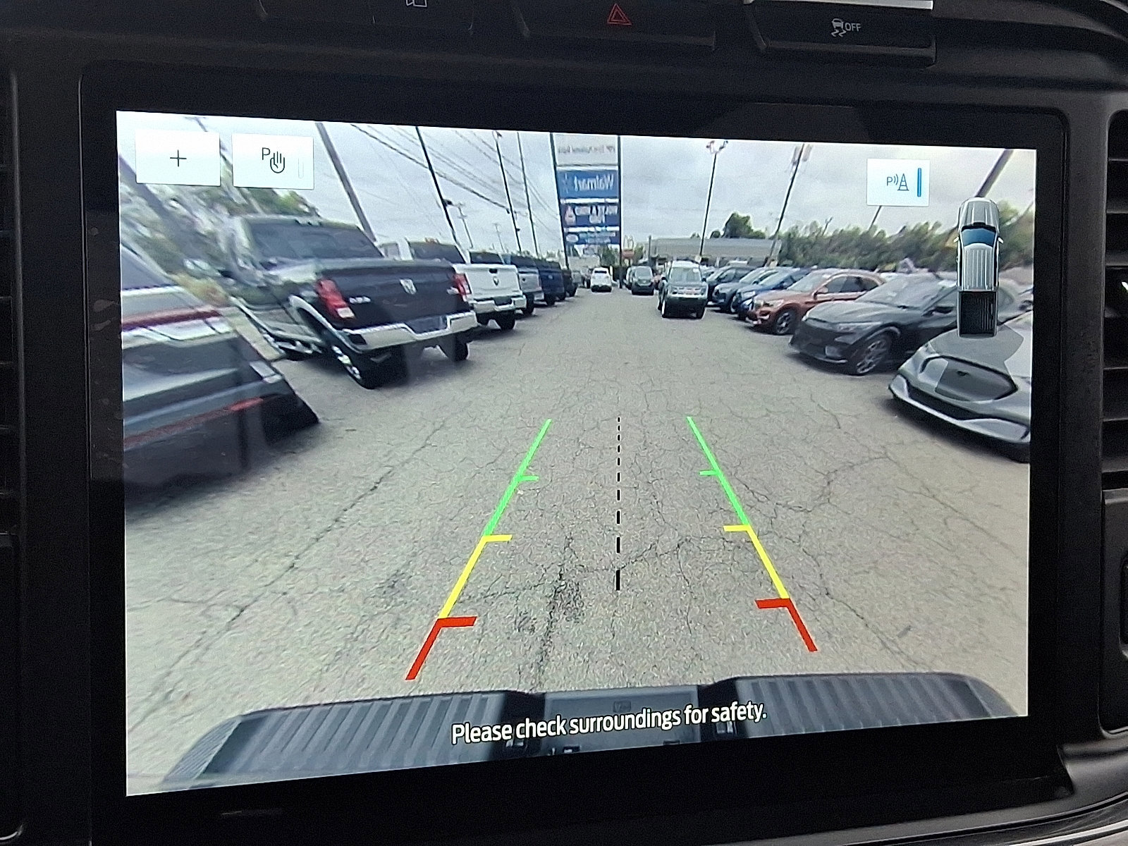 Certified 2022 Ford F150 XLT w/ Equipment Group 302A High image 17