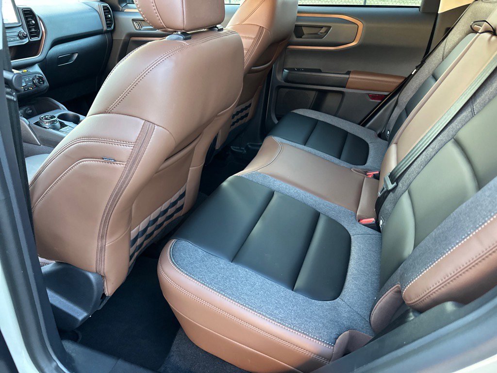 Certified 2024 Ford Bronco Sport Outer Banks w/ Tech Package image 23