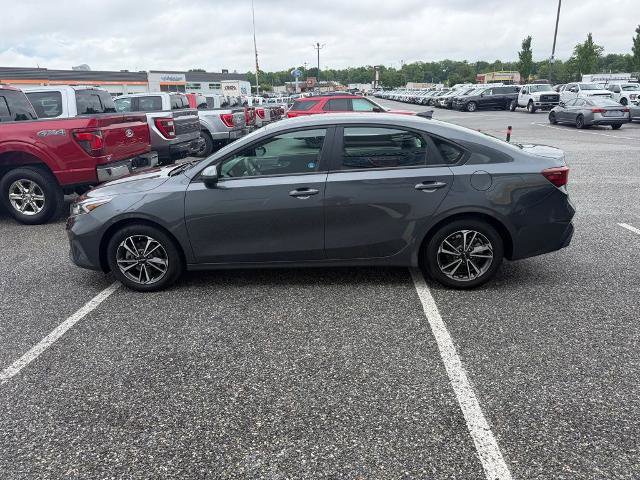 Used 2024 Kia Forte LXS w/ LXS Technology Package FWD image 5