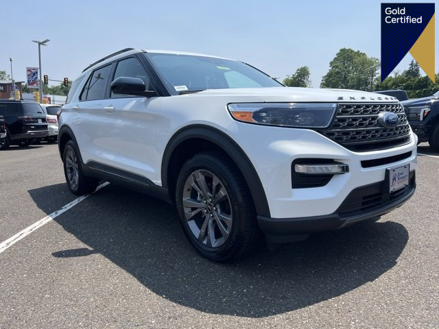 Certified 2022 Ford Explorer XLT w/ Equipment Group 202A