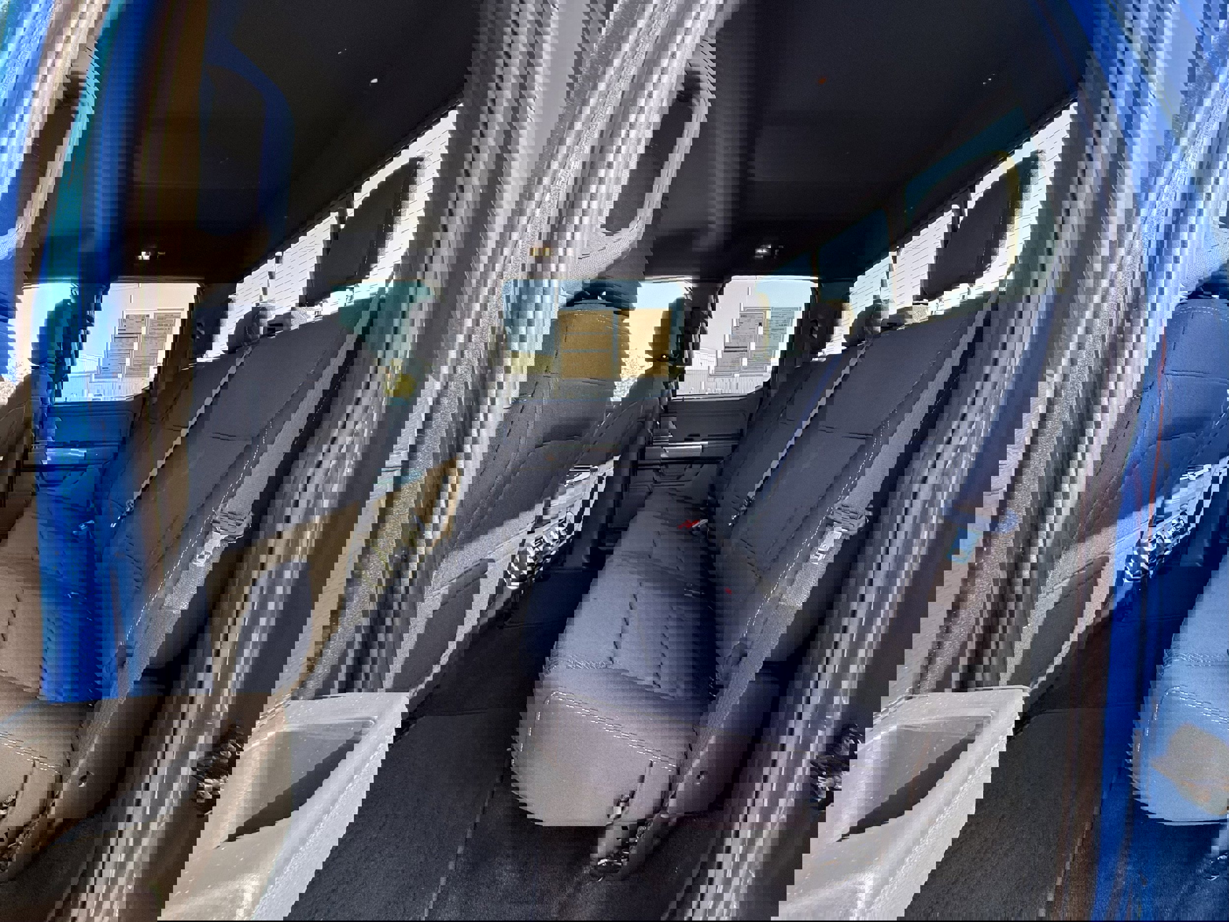 Certified 2022 Ford F150 XLT w/ Equipment Group 302A High image 28