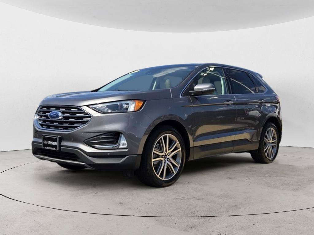 Certified 2022 Ford Edge Titanium AWD/4WD image 7