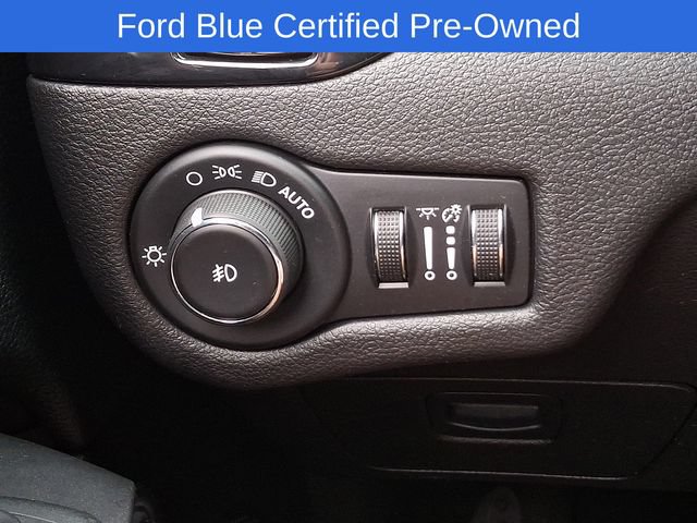 Used 2020 Jeep Cherokee Latitude Plus AWD/4WD image 24