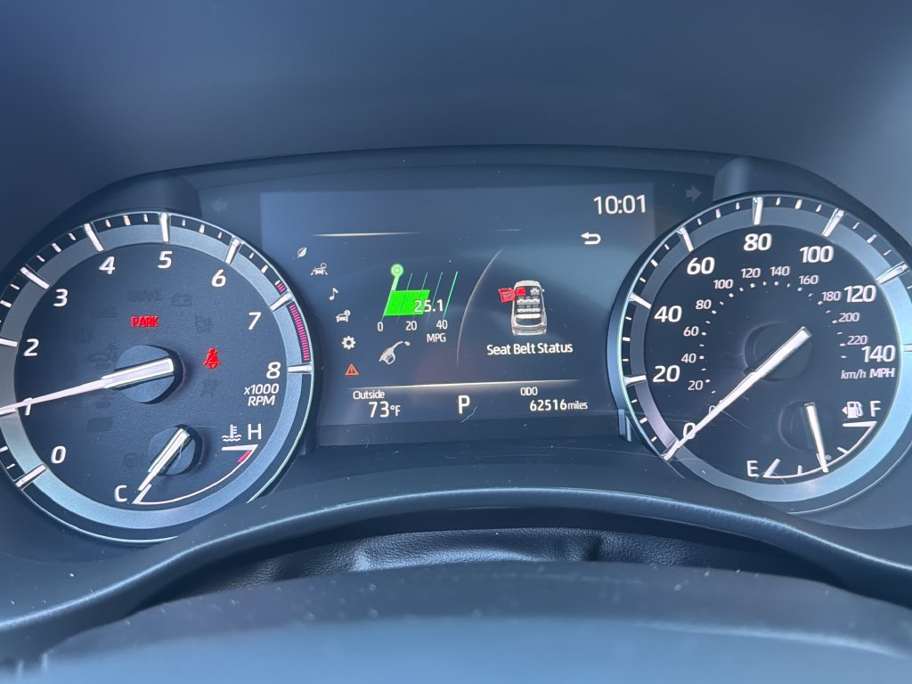 Used 2020 Toyota Highlander XLE FWD image 22