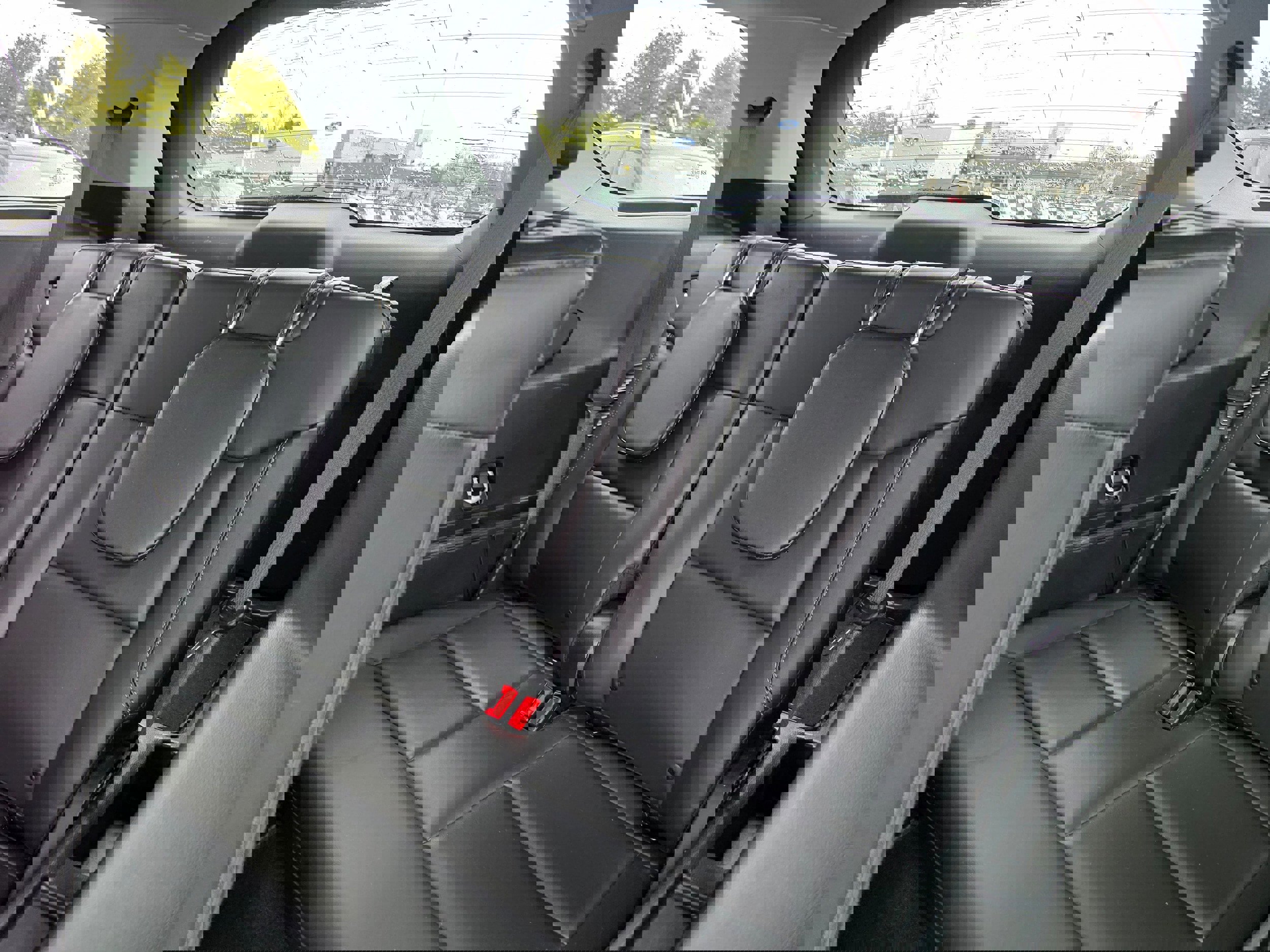 Certified 2023 Ford Explorer XLT w/ Equipment Group 202A image 10