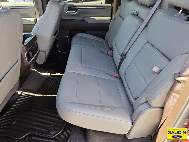 Used 2024 Chevrolet Silverado 2500 LTZ w/ LTZ Plus Package AWD/4WD image 12
