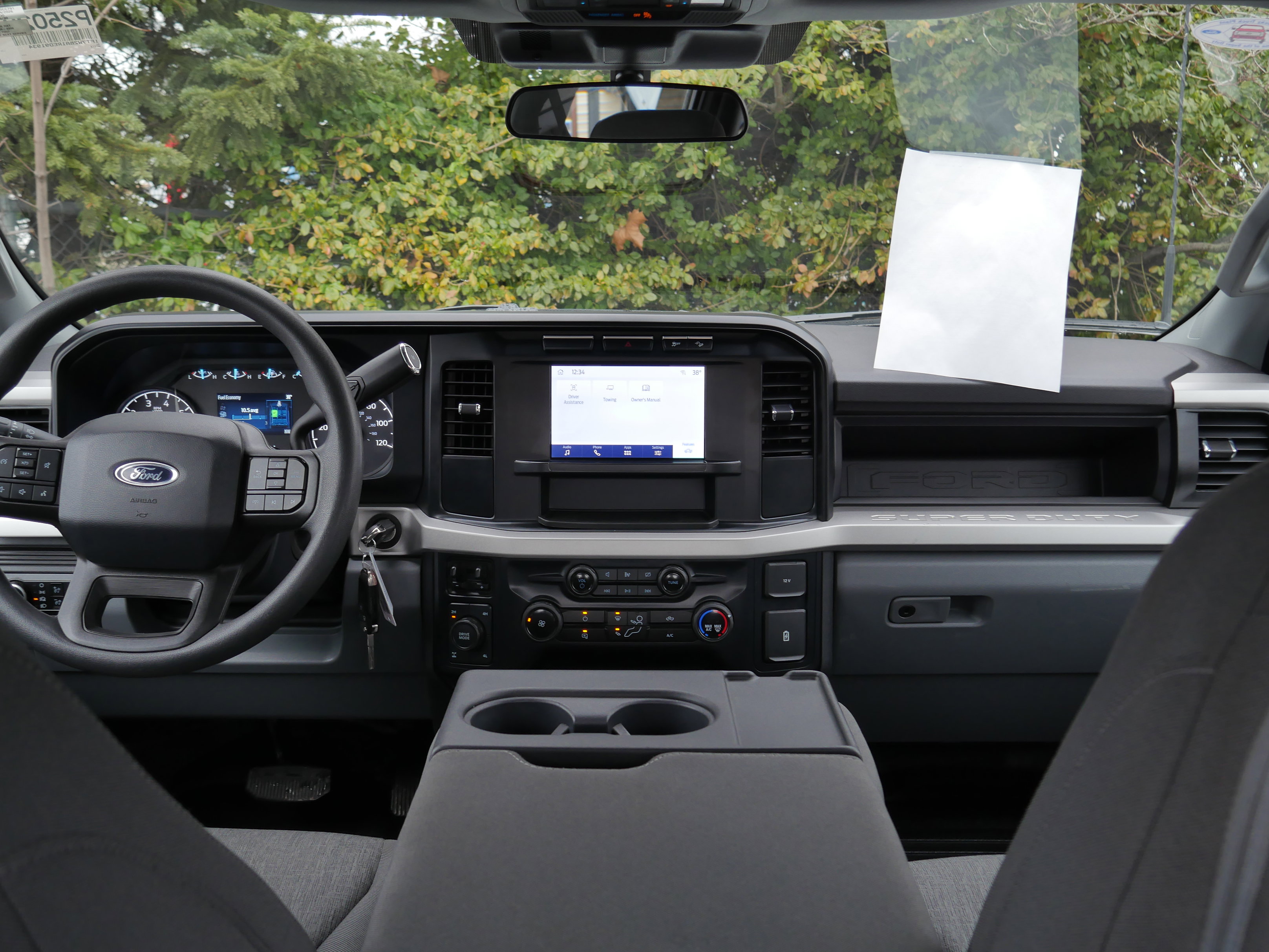 Certified 2024 Ford F250 XL w/ XL Chrome Package image 9