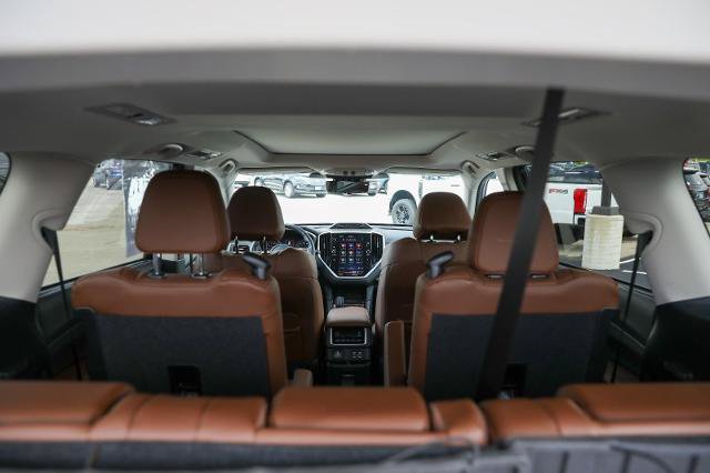 Used 2023 Subaru Ascent Touring AWD/4WD image 12