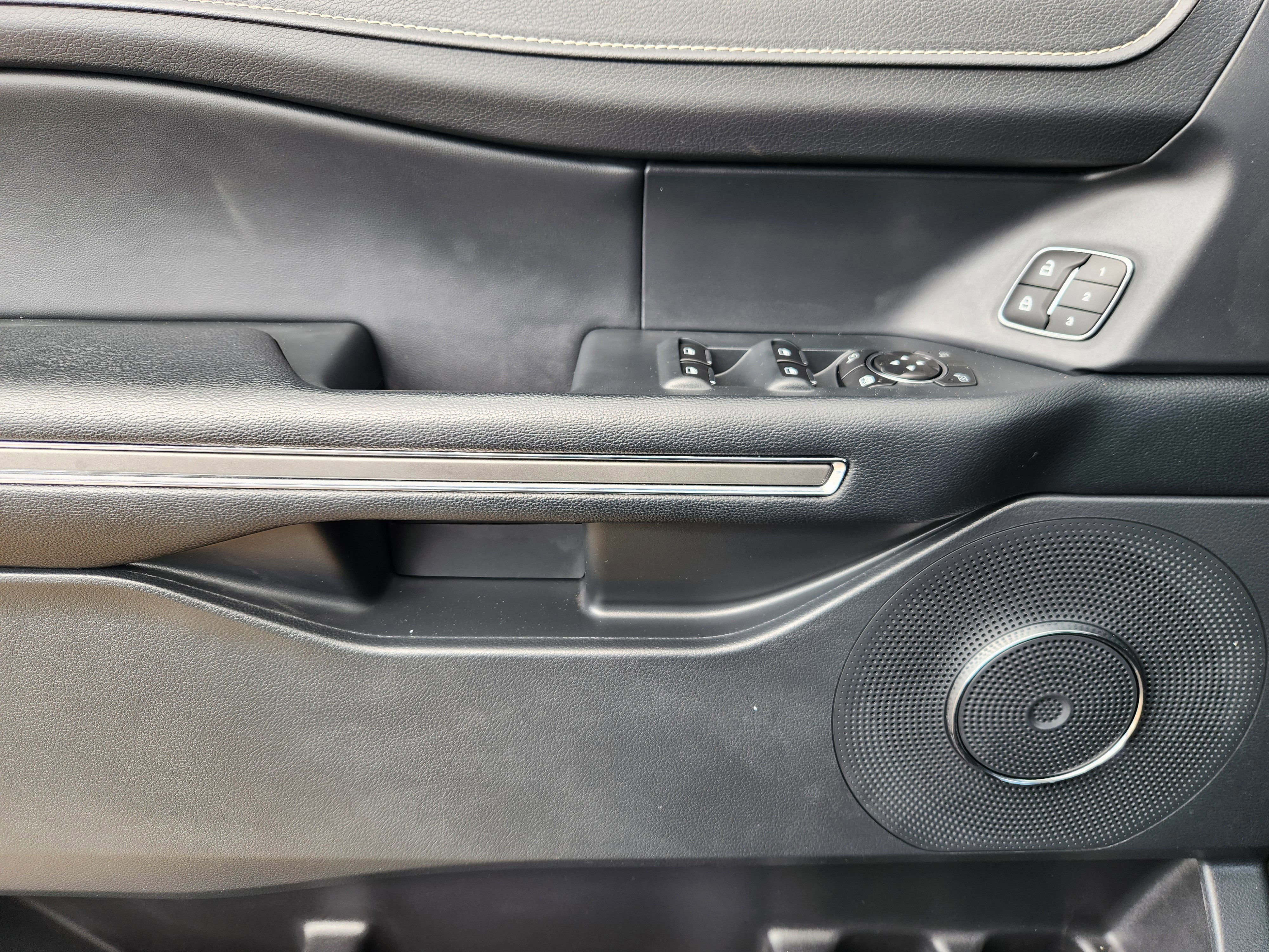 Certified 2022 Ford Expedition XLT image 17