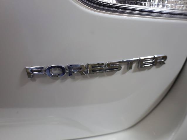 Used 2023 Subaru Forester Limited AWD/4WD image 38