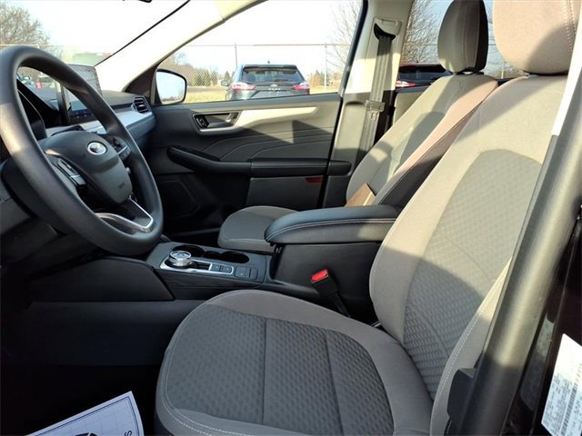 Certified 2022 Ford Escape SE image 13