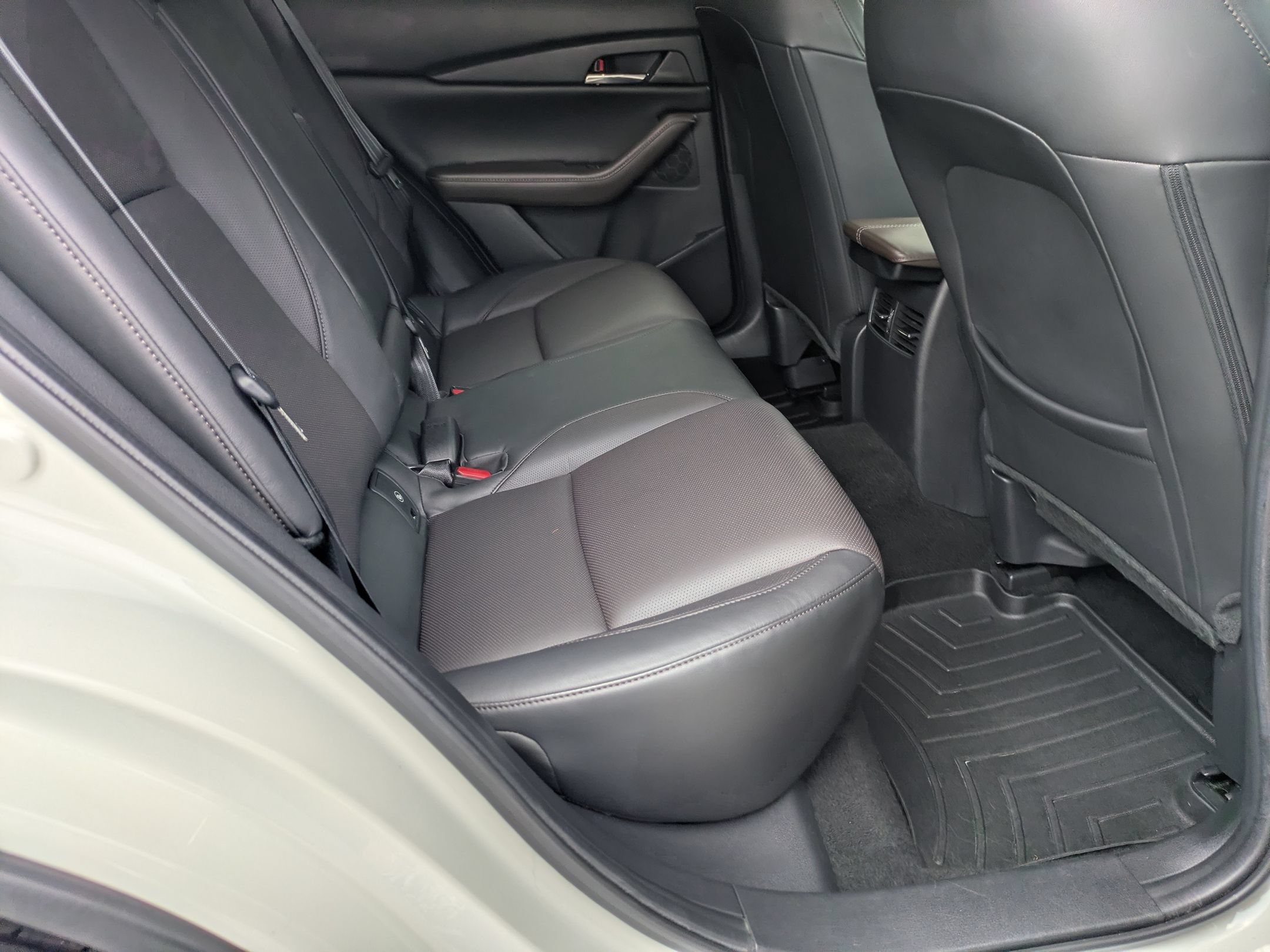 Used 2022 MAZDA CX-30 AWD 2.5 S w/ Premium Package image 36