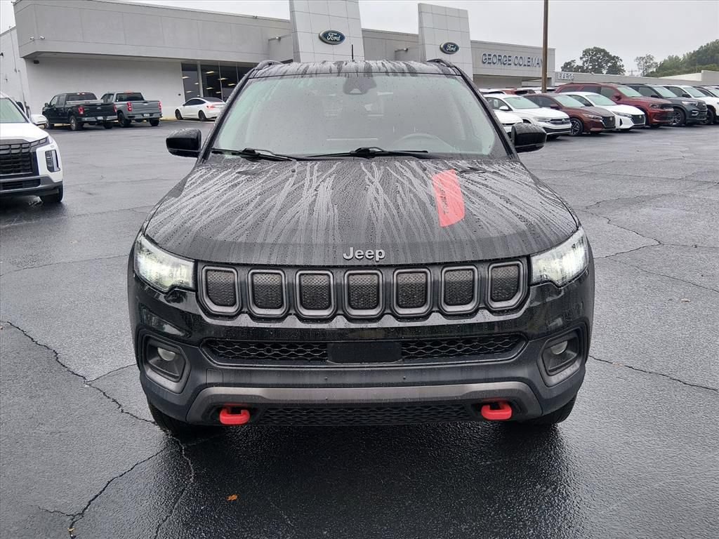Used 2022 Jeep Compass Trailhawk w/ Trailhawk Convenience Group AWD/4WD image 9