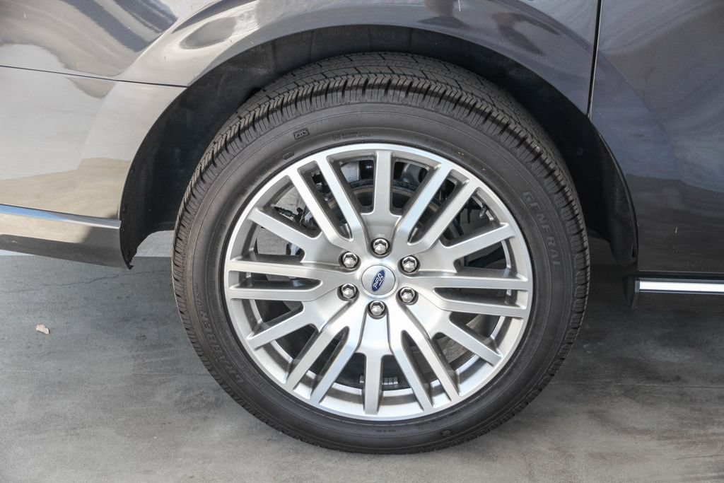 Certified 2023 Ford Expedition Max Platinum AWD/4WD image 12