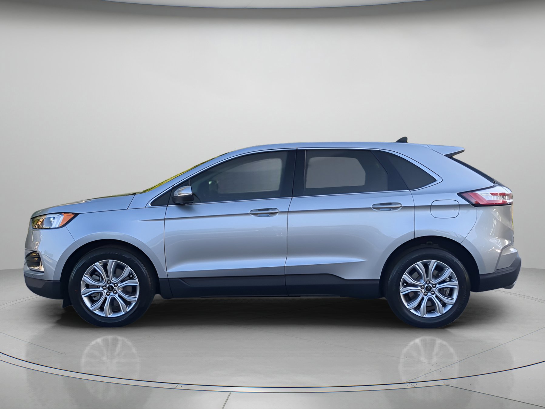 Certified 2023 Ford Edge Titanium image 10