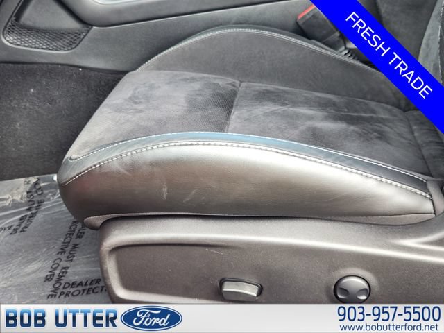 Used 2023 Dodge Challenger R/T w/ Plus Package RWD image 28