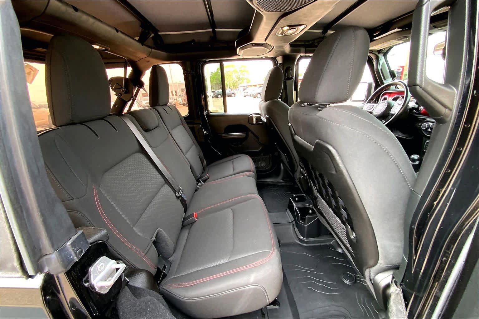 Used 2021 Jeep Wrangler Unlimited Rubicon AWD/4WD image 20