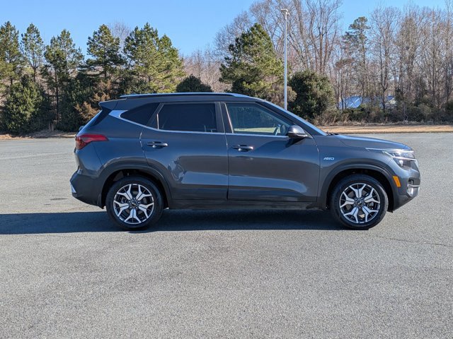 Used 2021 Kia Seltos EX image 6