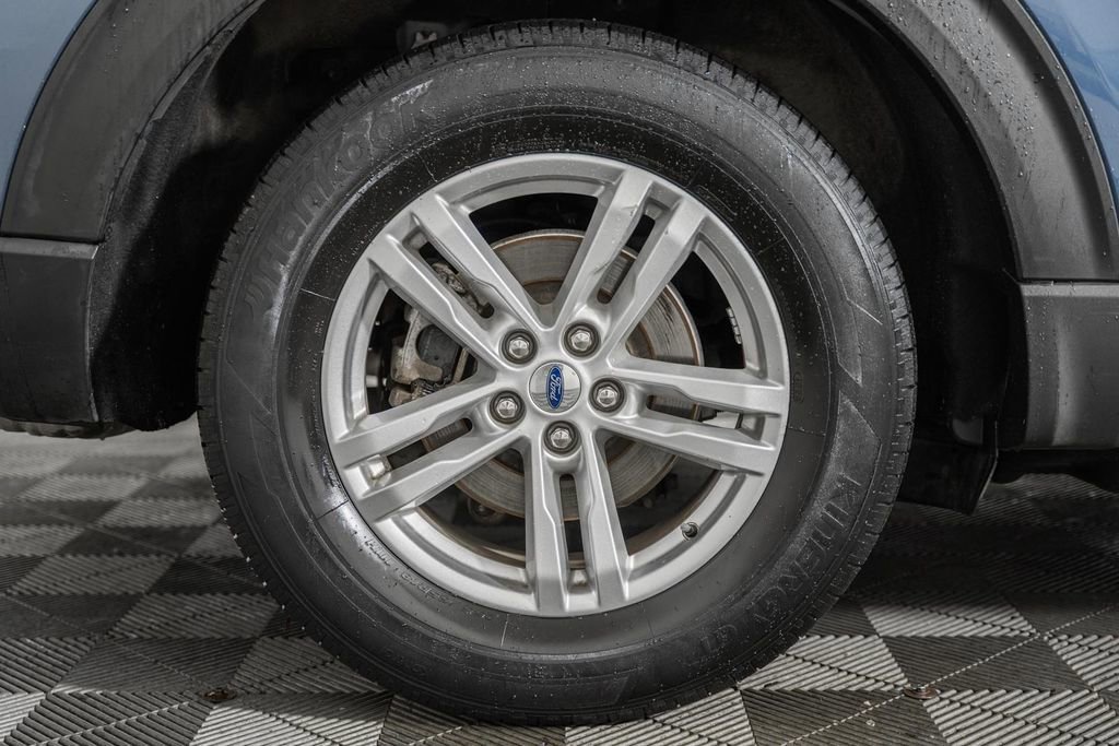 Certified 2021 Ford Explorer XLT w/ Equipment Group 202A image 20