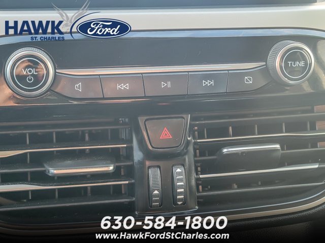 Certified 2022 Ford Escape SEL w/ Technology Package AWD/4WD image 15