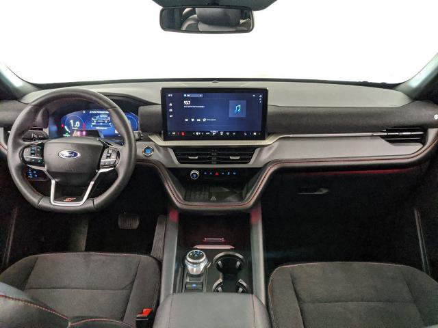 Certified 2025 Ford Explorer ST image 7