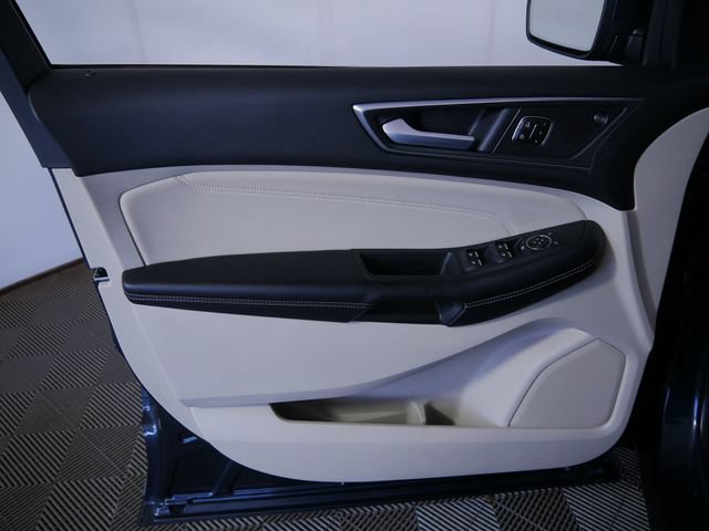 Certified 2023 Ford Edge Titanium w/ Equipment Group 301A AWD/4WD image 13