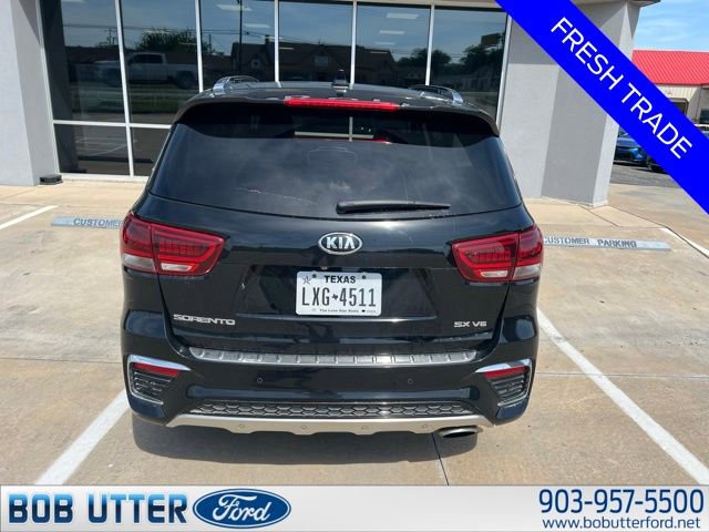 Certified 2019 Kia Sorento SX w/ SX Touring Package FWD image 4