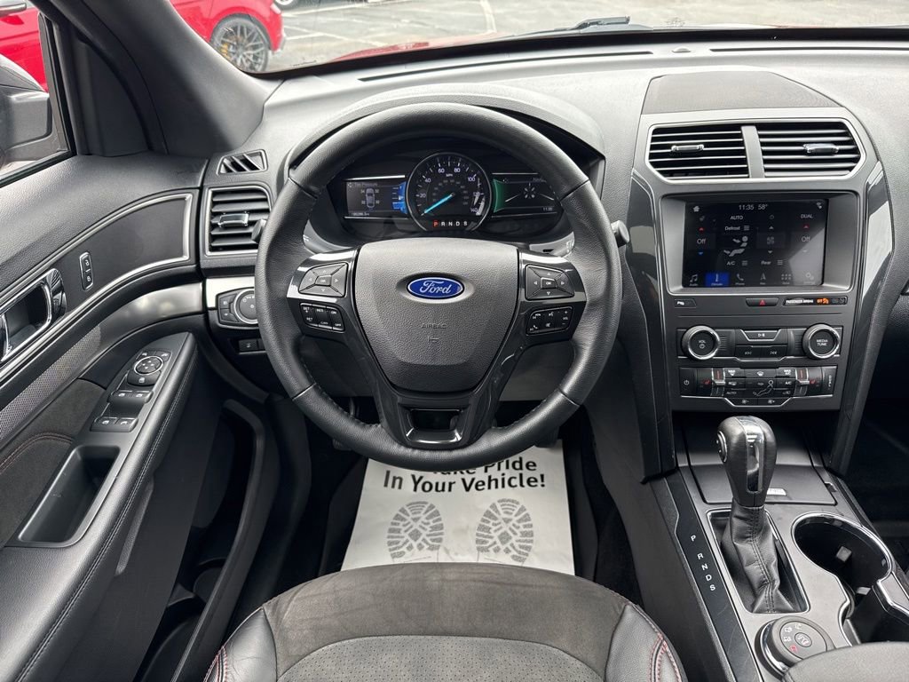 Certified 2019 Ford Explorer XLT w/ Equipment Group 202A AWD/4WD image 9
