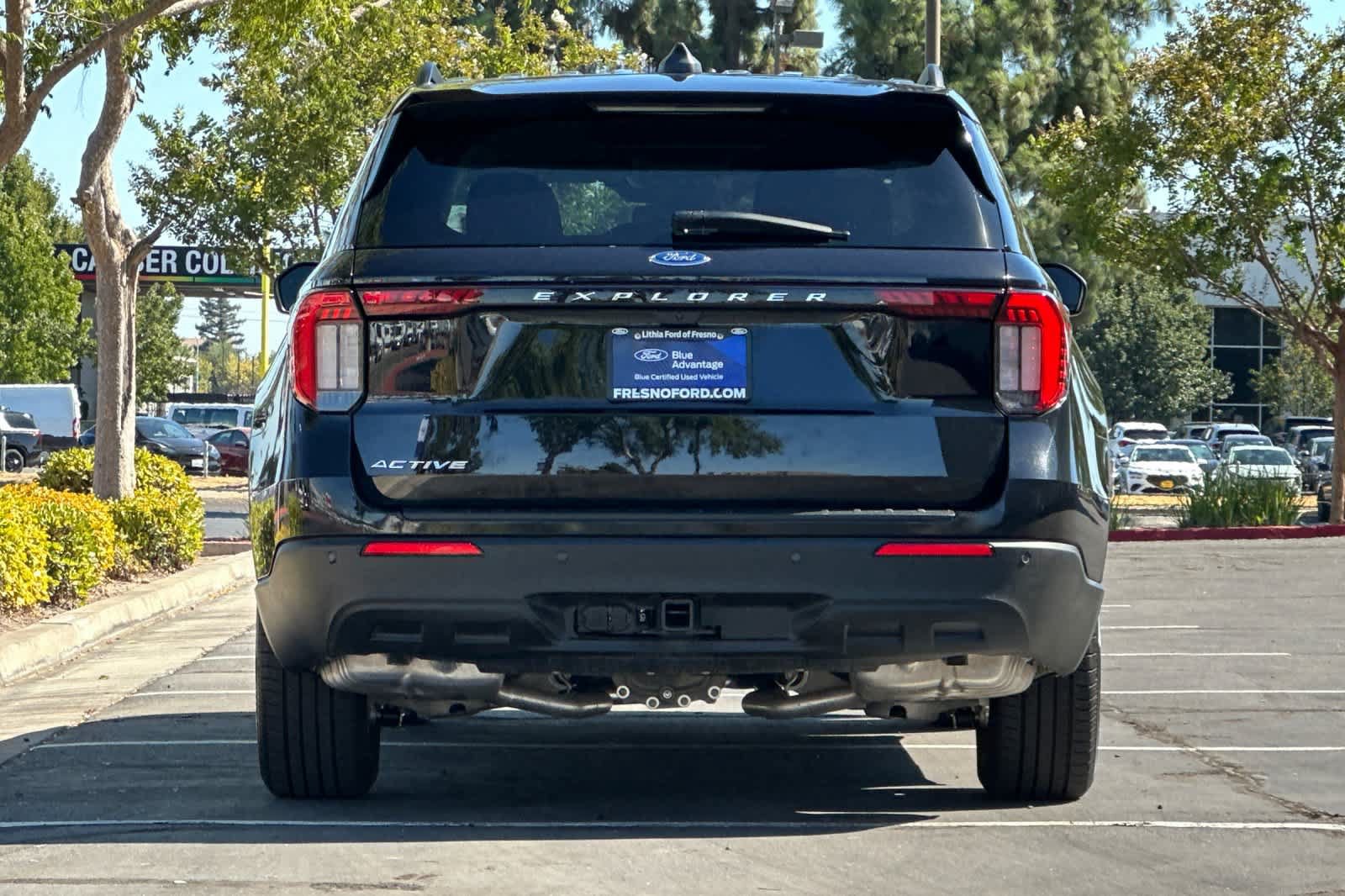 Certified 2025 Ford Explorer Active RWD image 8