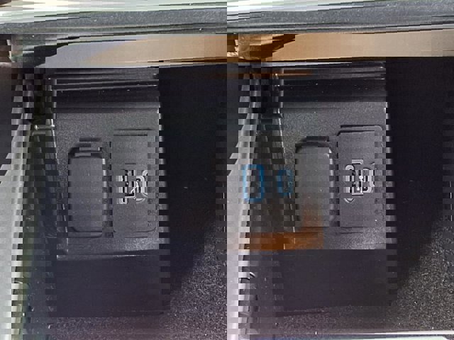 Certified 2023 Ford Explorer ST-Line image 14