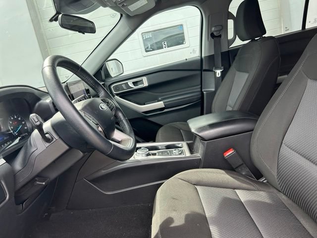Certified 2023 Ford Explorer XLT AWD/4WD image 8