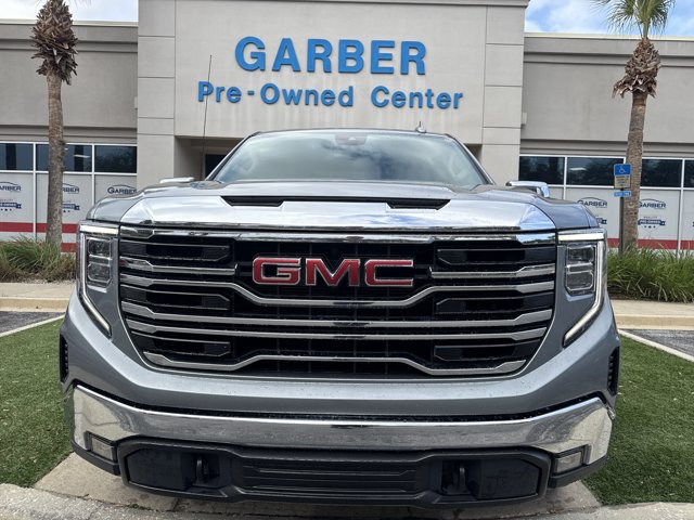 Used 2023 GMC Sierra 1500 SLT w/ SLT Premium Package AWD/4WD image 10