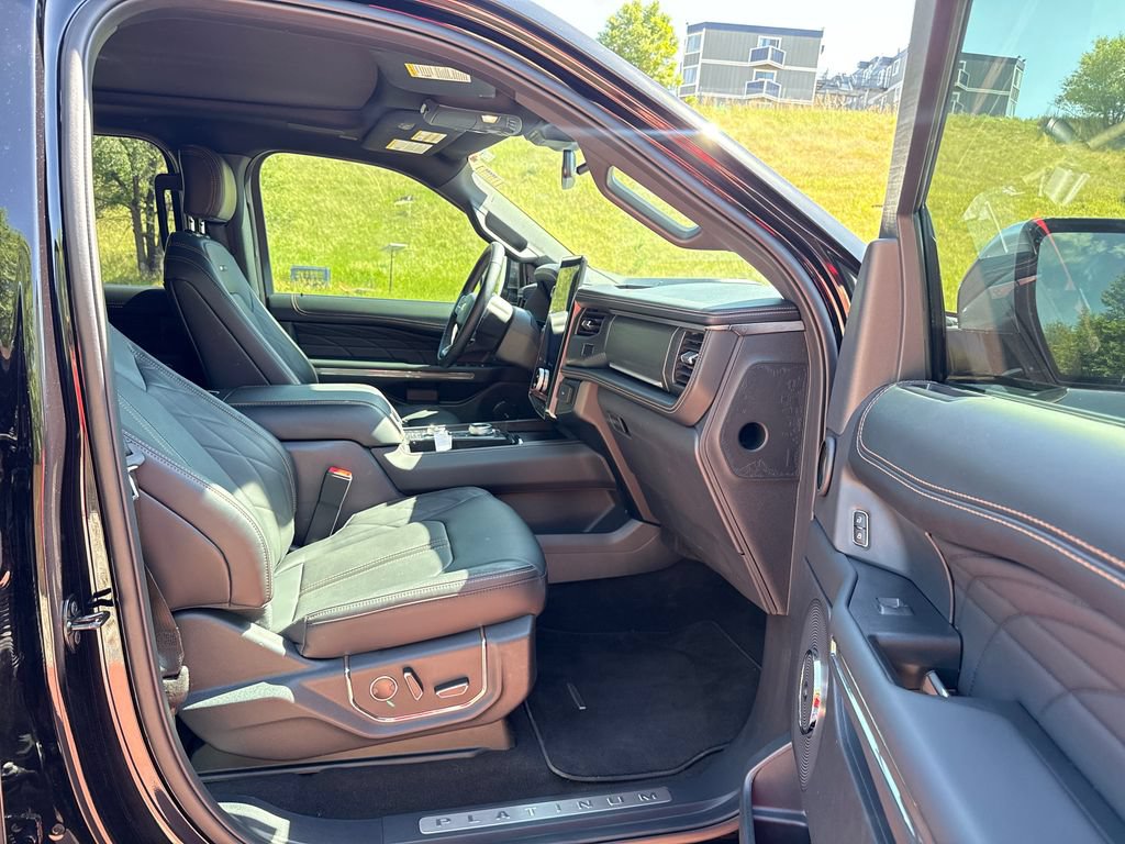 Certified 2024 Ford Expedition Max Platinum AWD/4WD image 31