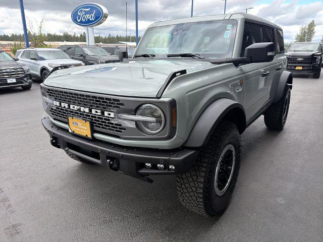 Certified 2023 Ford Bronco Badlands AWD/4WD image 3