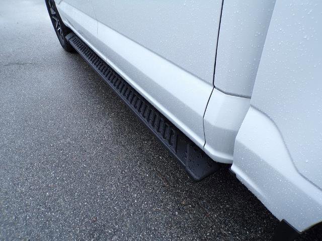 Certified 2023 Ford F150 XLT w/ Equipment Group 302A High image 9