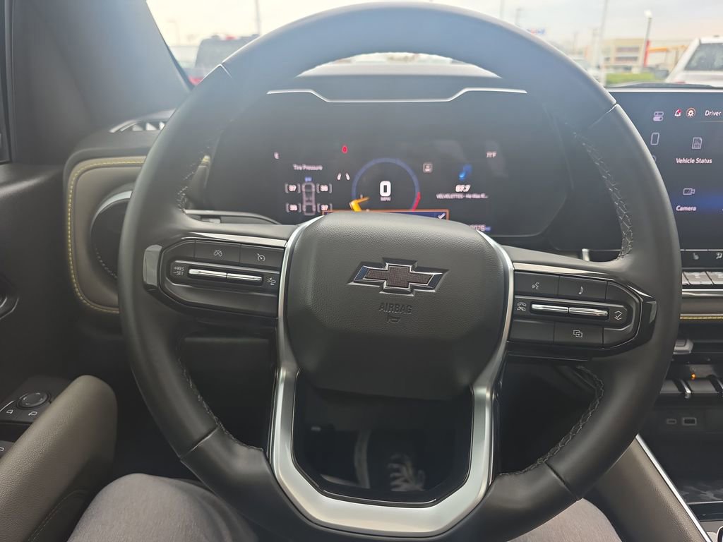 Used 2024 Chevrolet Colorado ZR2 w/ Technology Package image 29