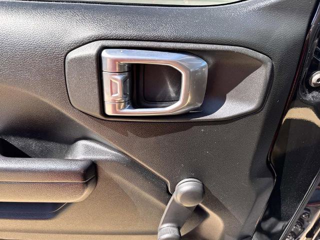 Used 2021 Jeep Gladiator Sport w/ Trailer Tow Package image 23