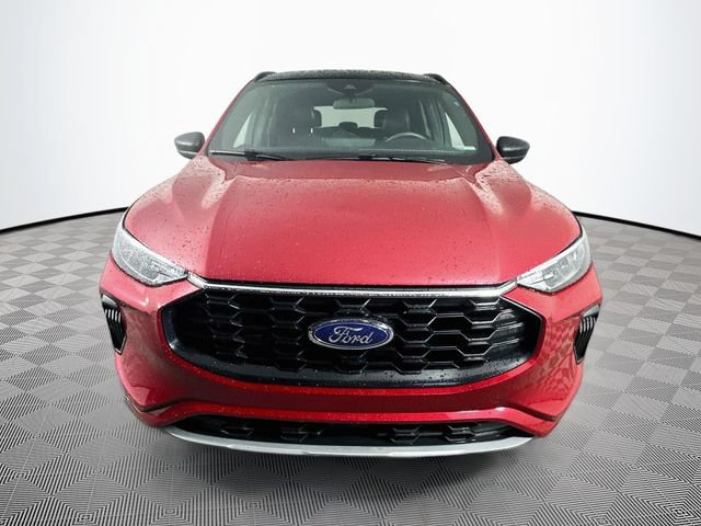 Certified 2023 Ford Escape ST-Line w/ Tech Pack #1 AWD/4WD image 5