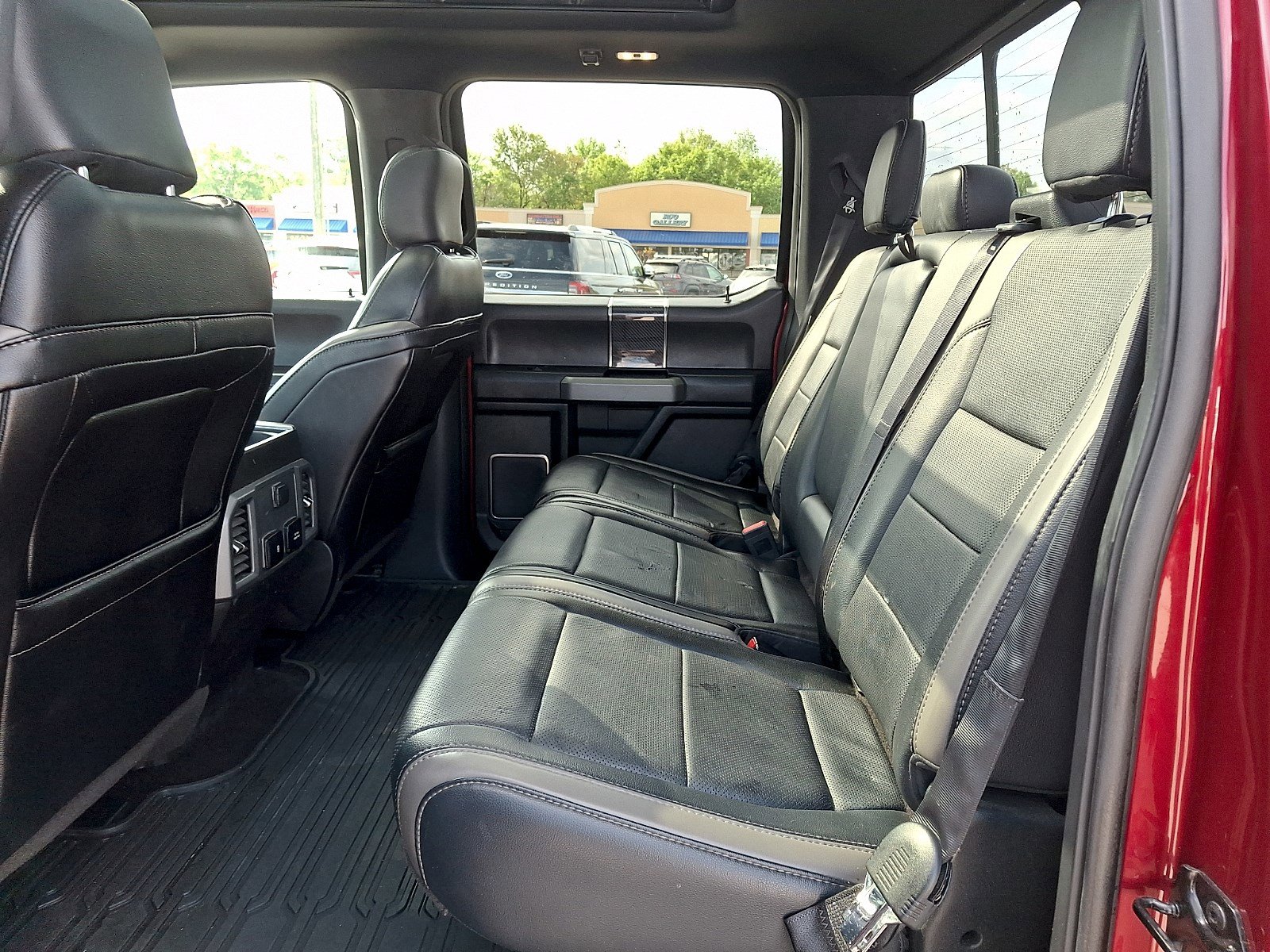 Certified 2018 Ford F150 Raptor w/ Equipment Group 802A Luxury AWD/4WD image 9