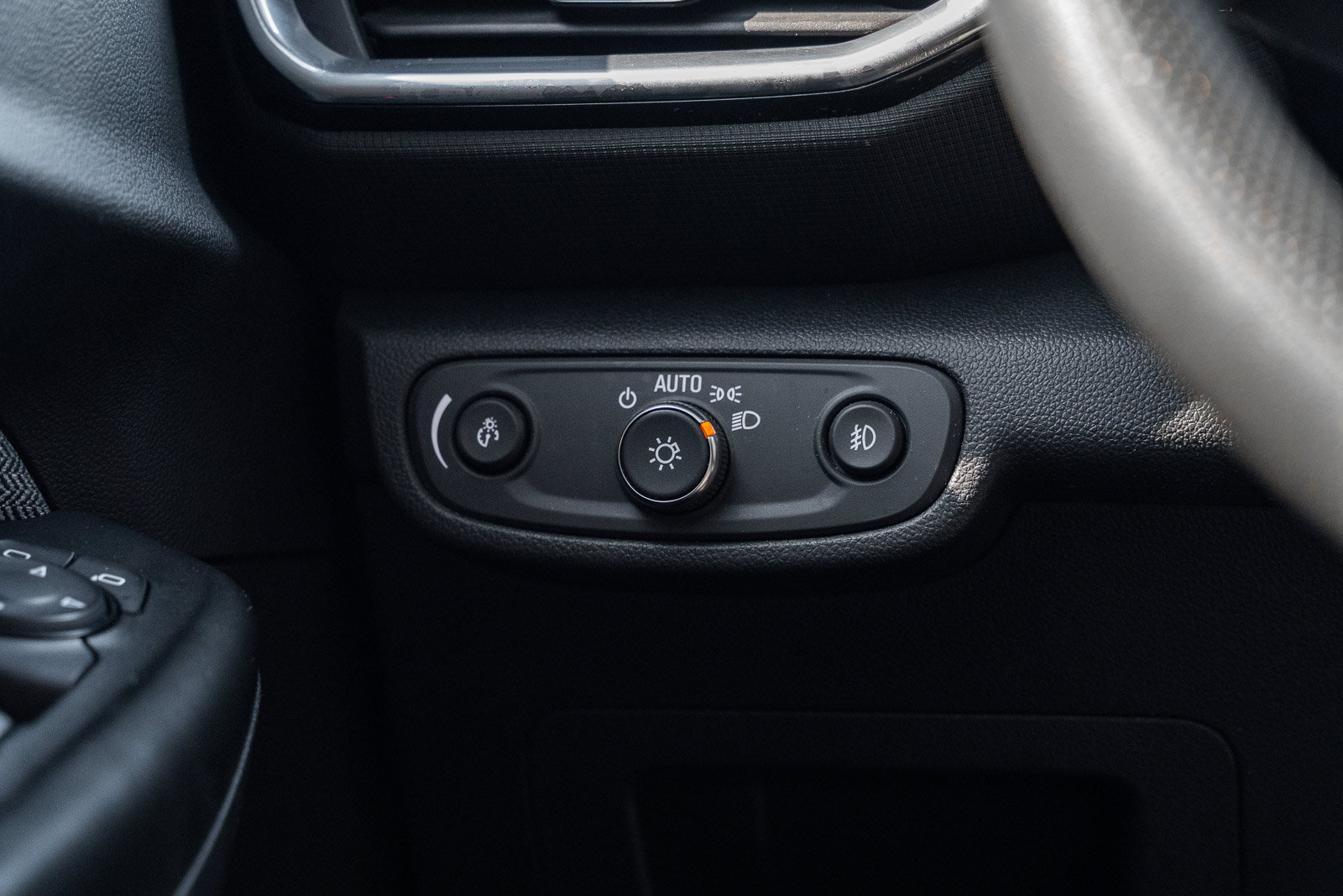 Used 2021 Chevrolet TrailBlazer LT FWD image 26