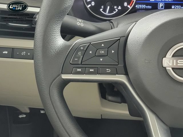 Used 2025 Nissan Altima 2.5 SV AWD/4WD image 29
