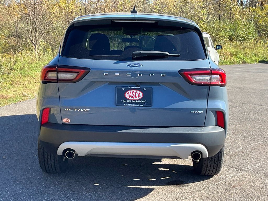 Certified 2023 Ford Escape Active AWD/4WD image 23