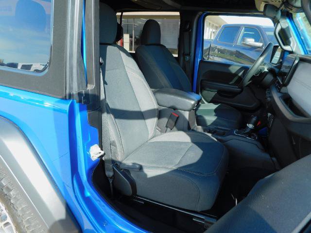 Used 2024 Jeep Wrangler Sport AWD/4WD image 5