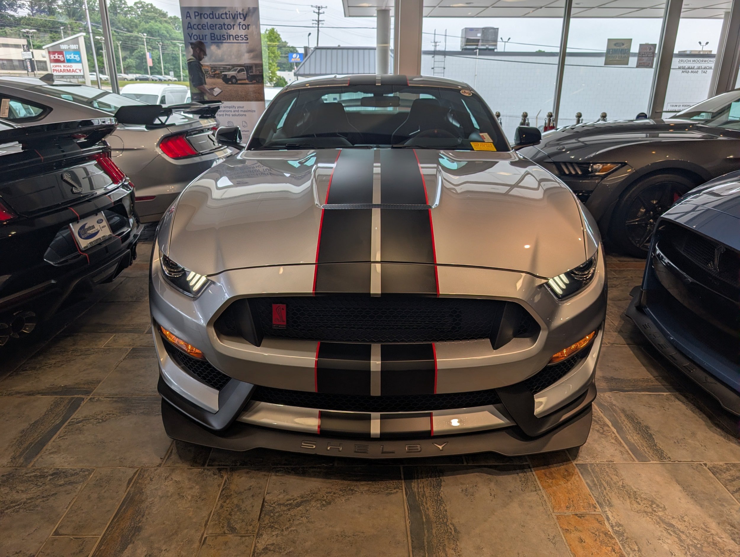 Certified 2020 Ford Mustang Shelby GT350R w/ GT350R Equipment Group 920A RWD image 7