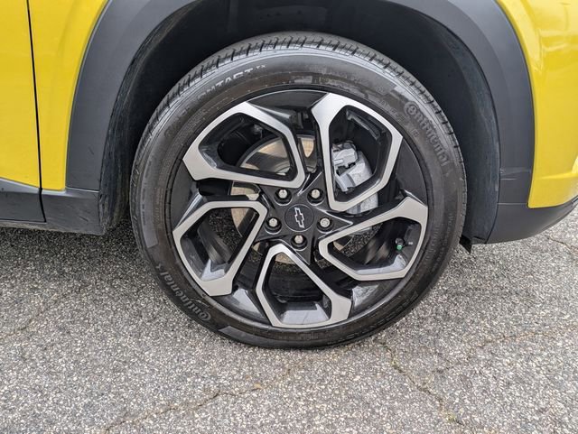 Used 2024 Chevrolet Trax RS w/ Sunroof Package image 12