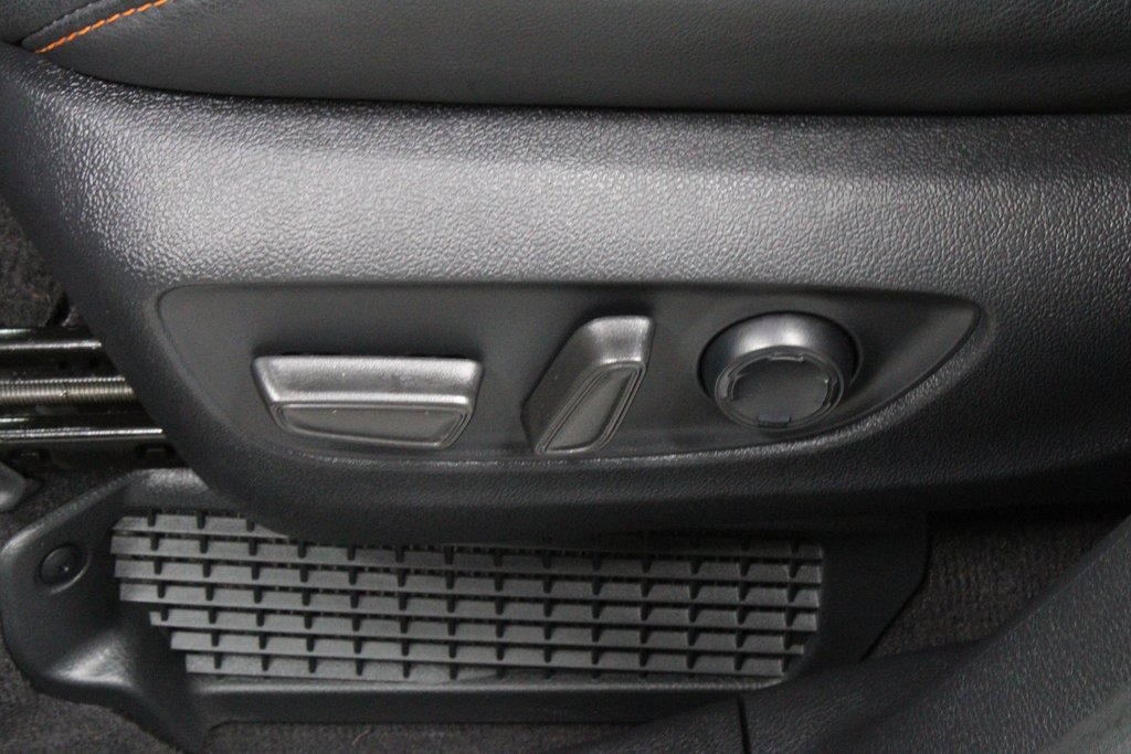 Used 2022 Toyota Sienna XSE image 29