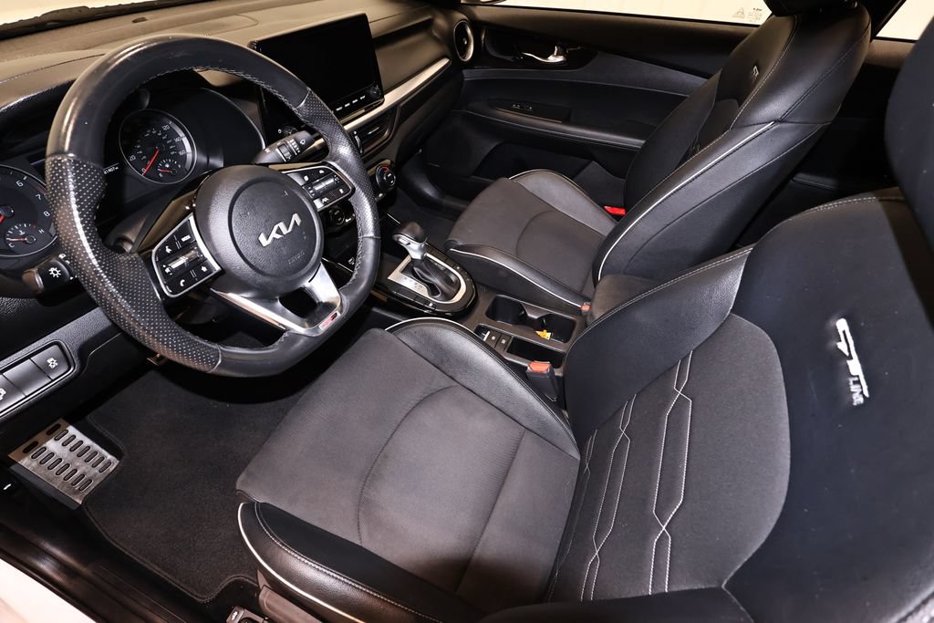 Used 2022 Kia Forte GT-Line w/ GT-Line Premium Package FWD image 29