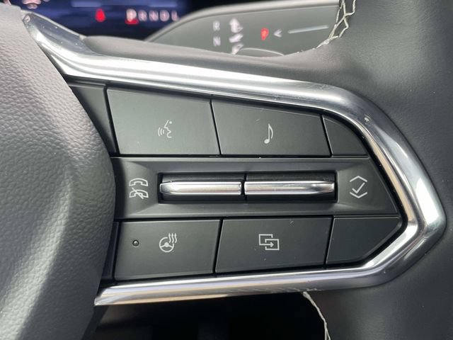 Used 2025 Chevrolet Traverse Z71 w/ Enhanced Driving Package AWD/4WD image 23