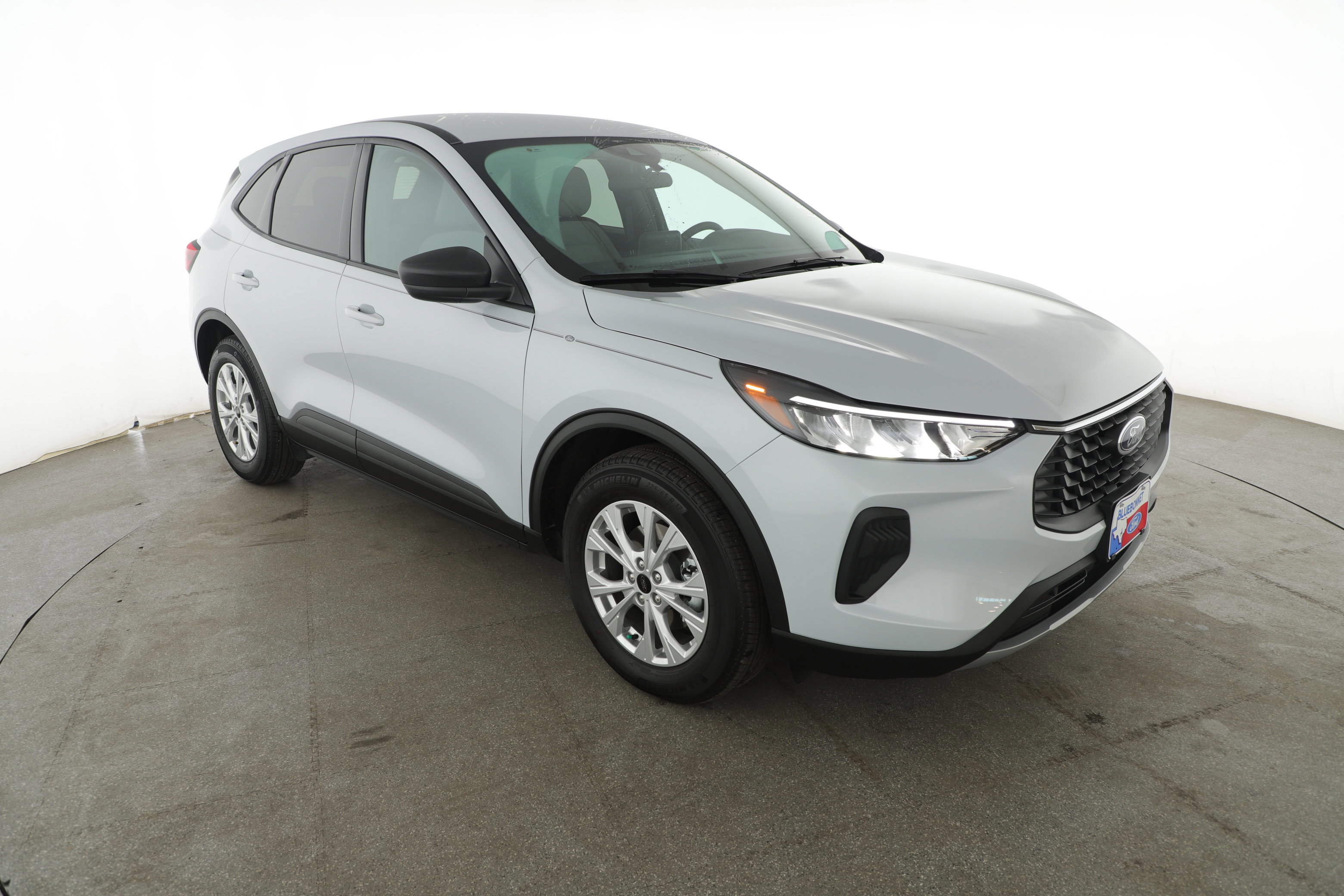 Certified 2025 Ford Escape Active image 2