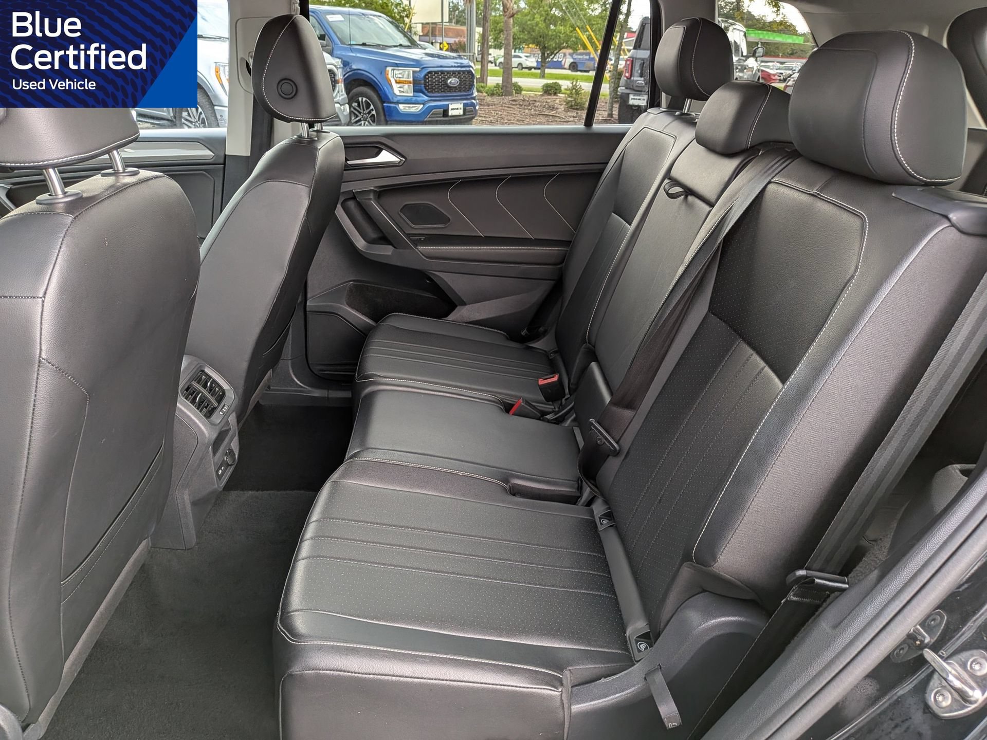 Used 2024 Volkswagen Tiguan SE FWD image 15
